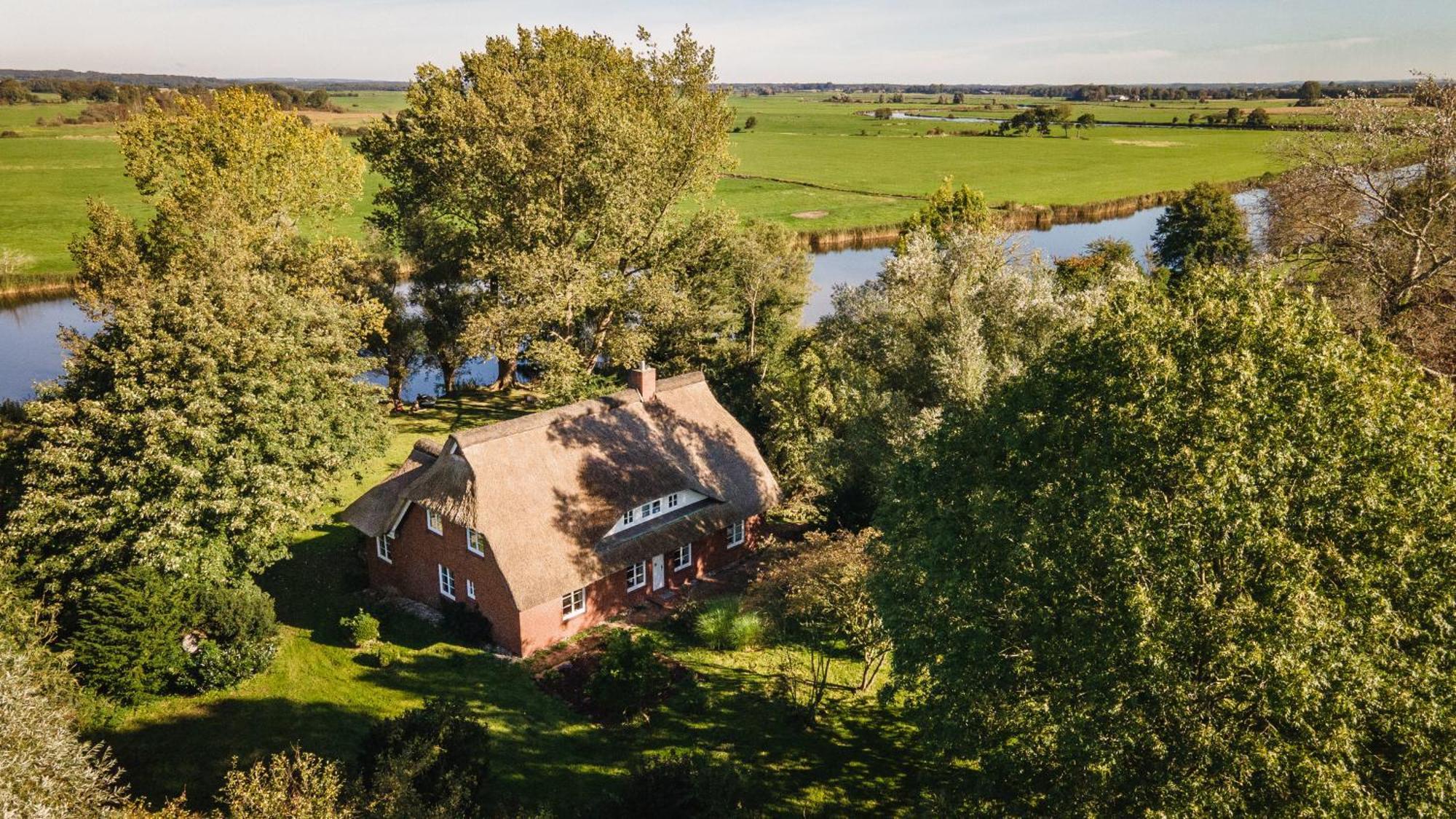 Reetdachhaus Eiderblick Villa Breiholz Ngoại thất bức ảnh
